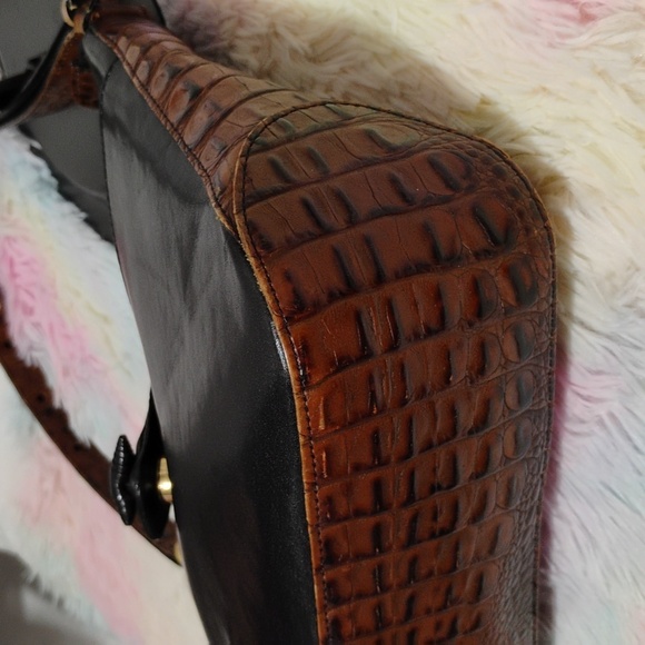 SALE! Authentic Brahmin Tuscan Collection Gorgeous Vintage Shoulder Bag - Picture 9 of 16